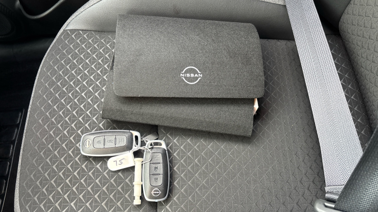 Nissan Juke 1.6 Hybrid N-Connecta 5dr Auto Hybrid Hatchback